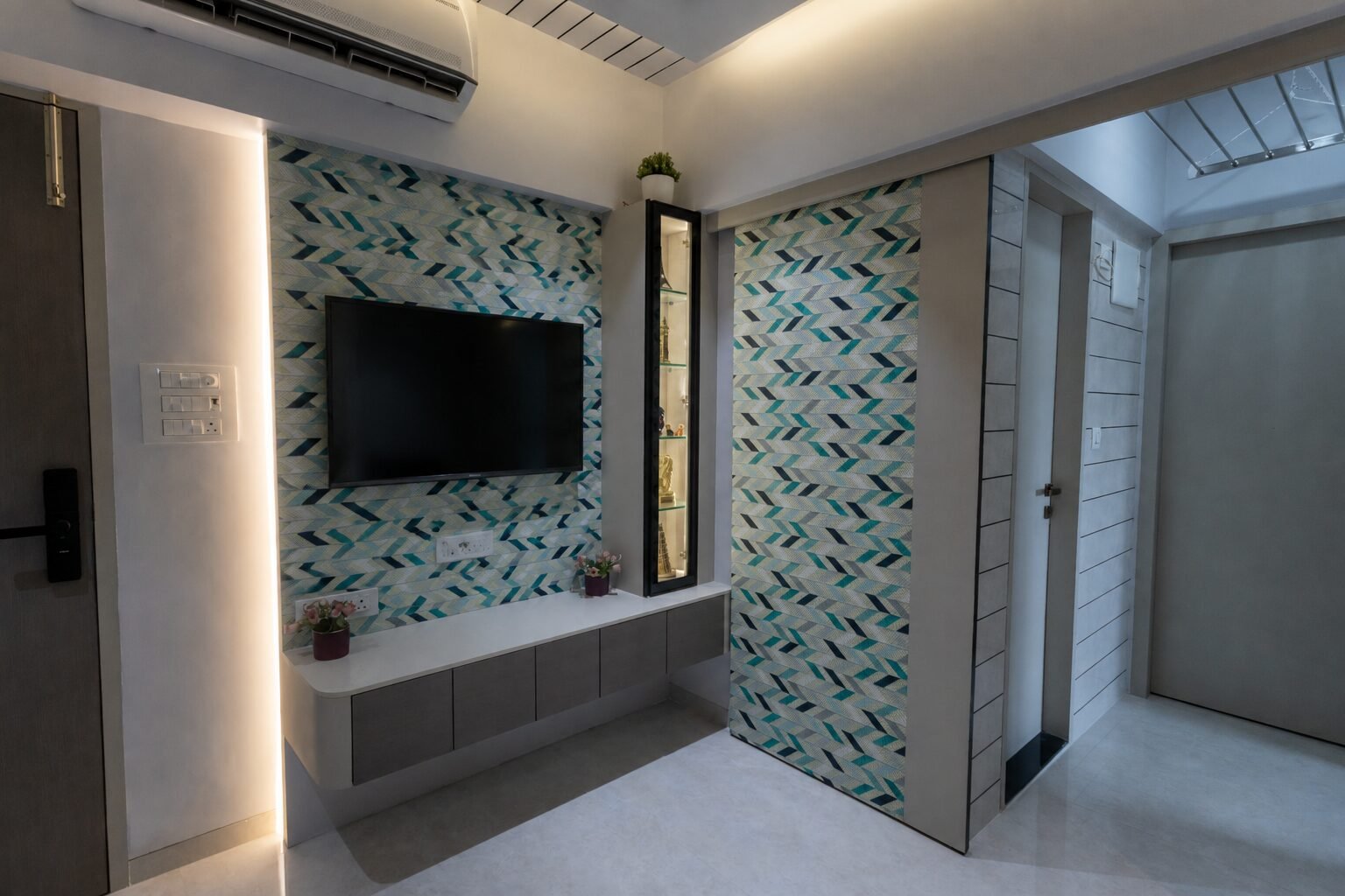 Contemporary home - TV feature wall
